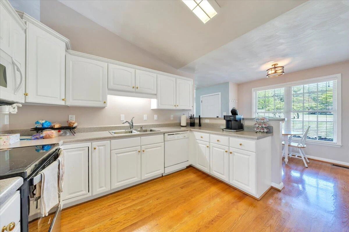 3609 CARSON RD - Photo 15