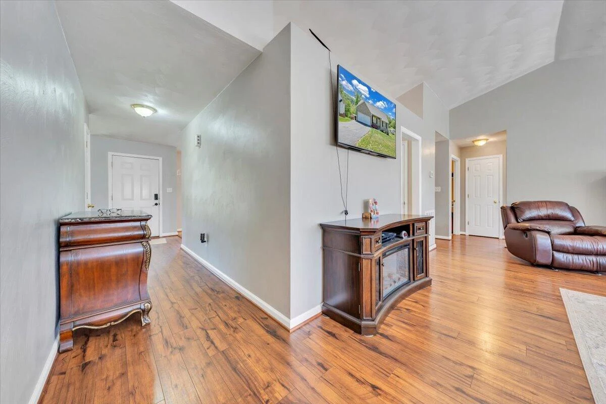 3609 CARSON RD - Photo 8