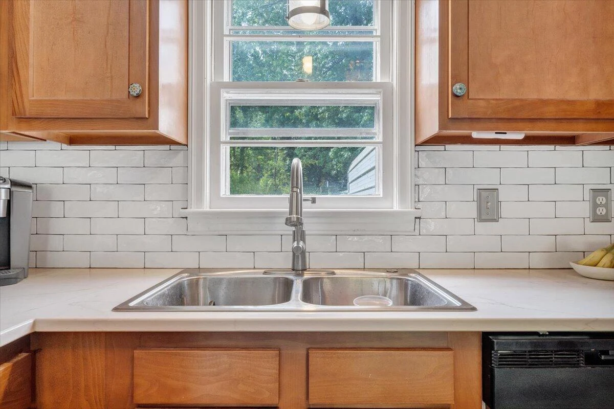 722 Crystal DR - Photo 10