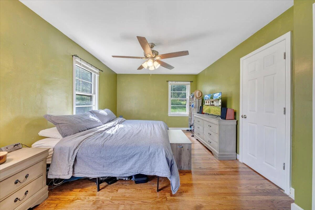 722 Crystal DR - Photo 12