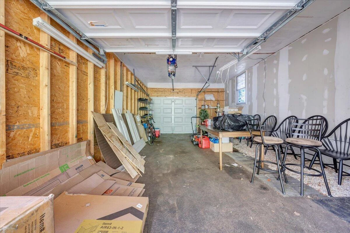 722 Crystal DR - Photo 24