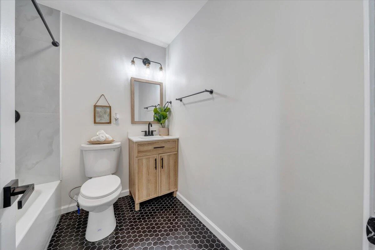 901 Citadel LN - Photo 25