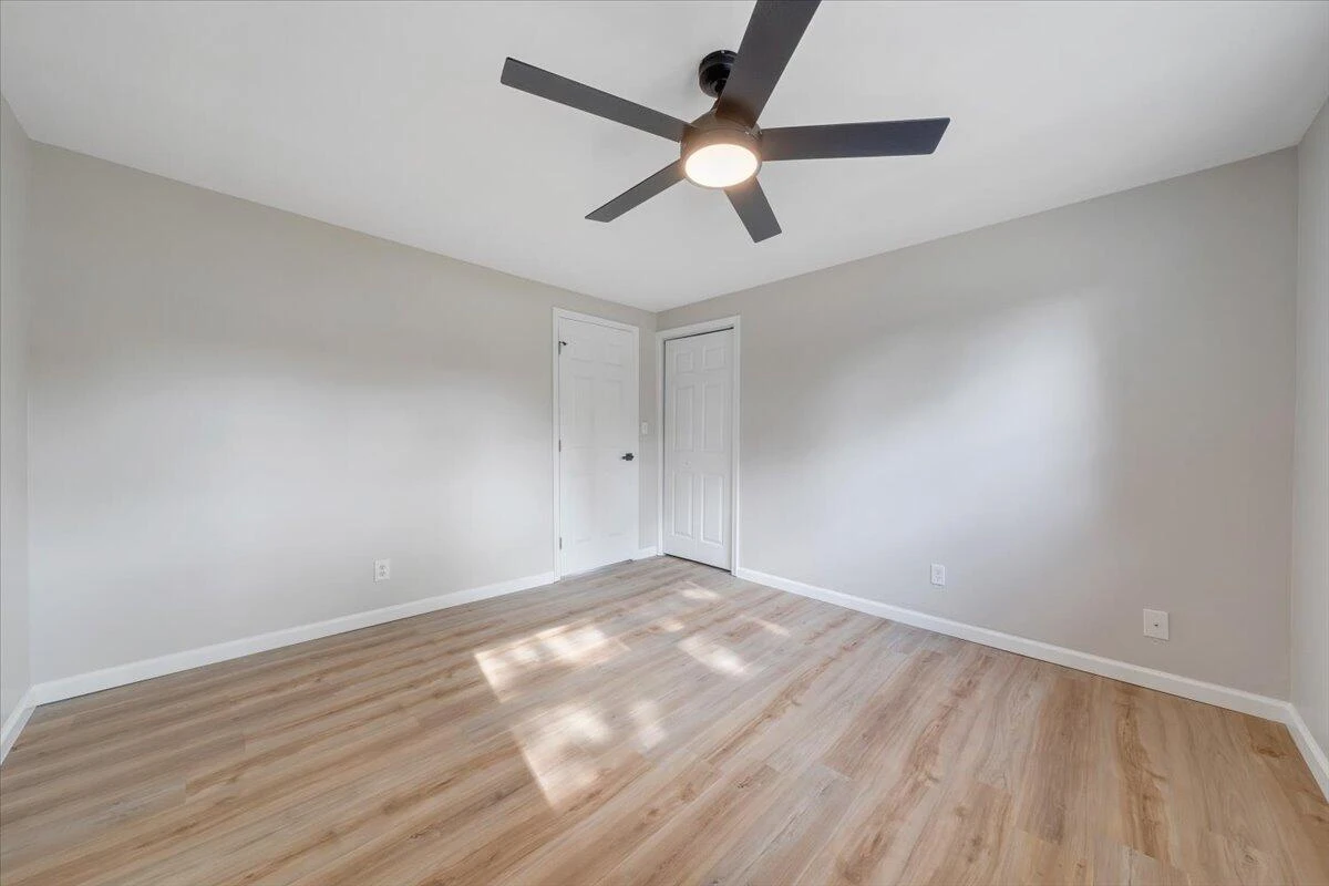901 Citadel LN - Photo 34