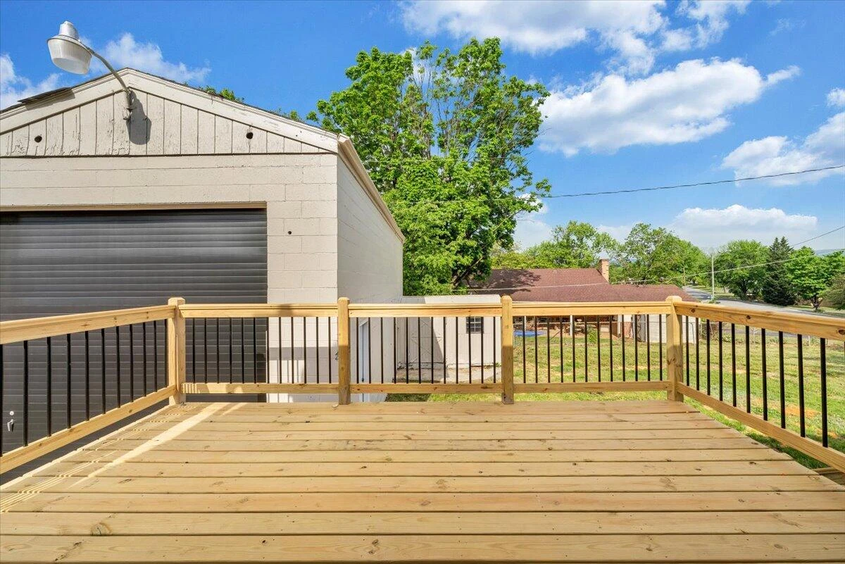 901 Citadel LN - Photo 39