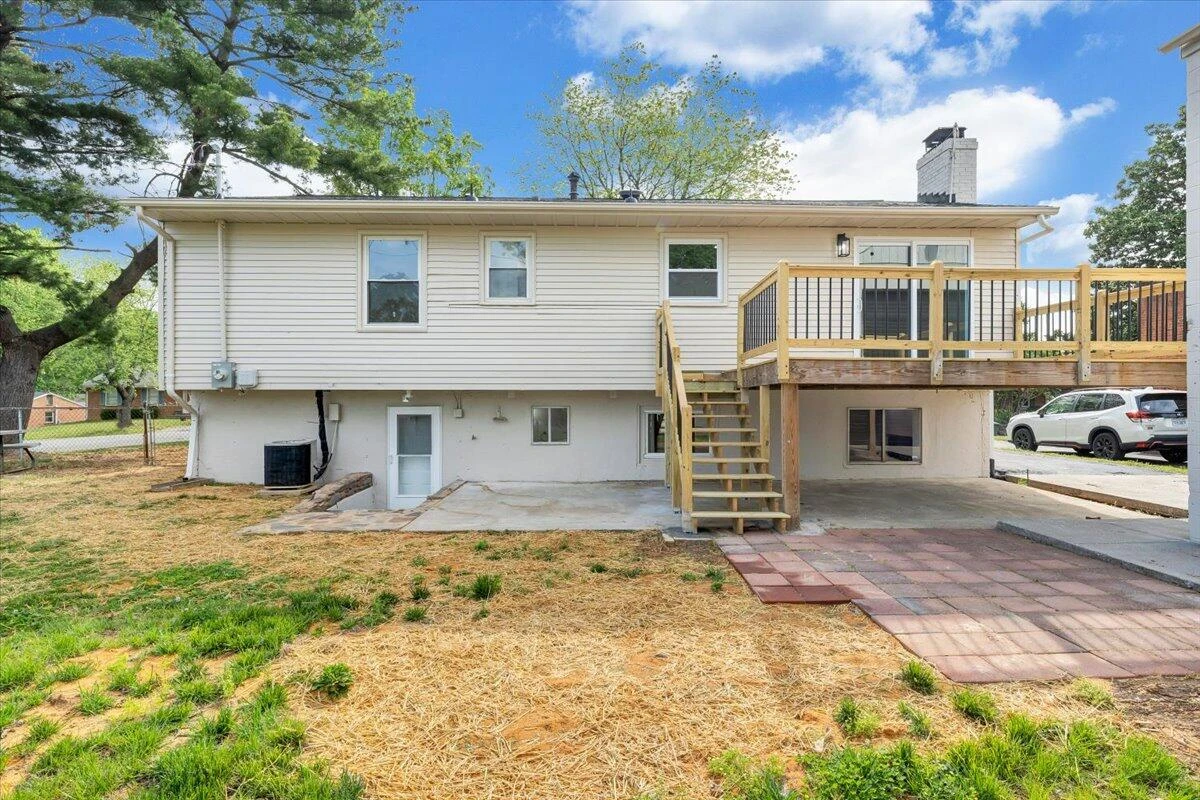 901 Citadel LN - Photo 44