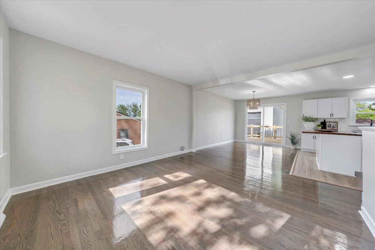 901 Citadel LN - Photo 9