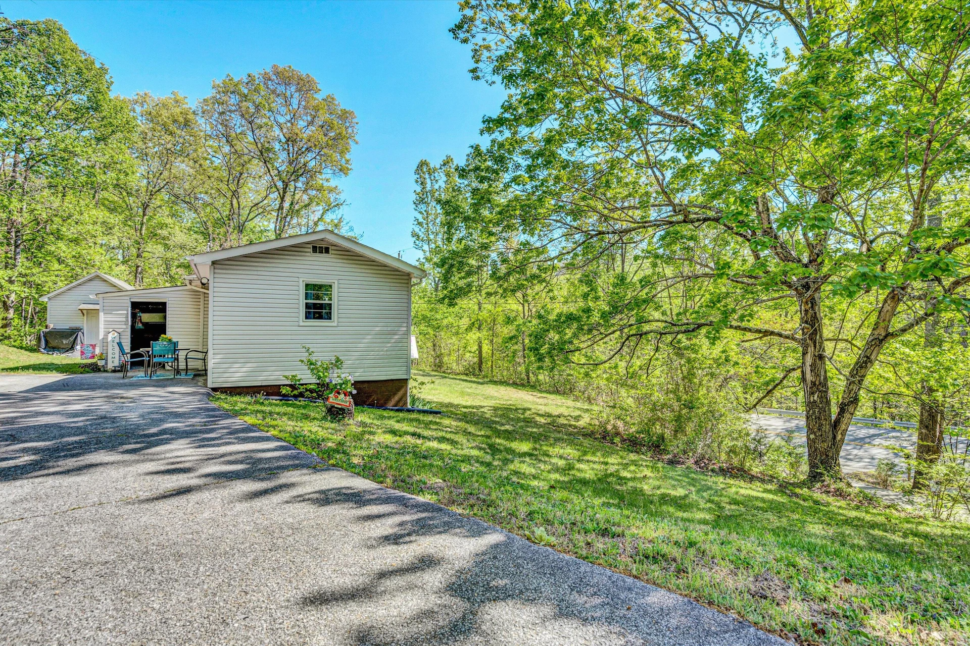 3599 Catawba Valley DR - Photo 16