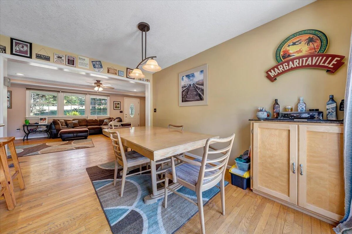 942 Idlewood RD - Photo 10