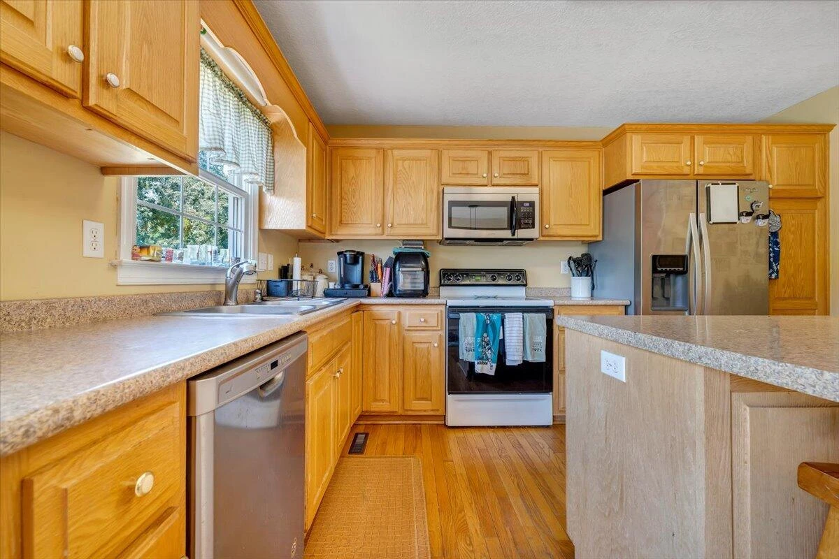 942 Idlewood RD - Photo 16