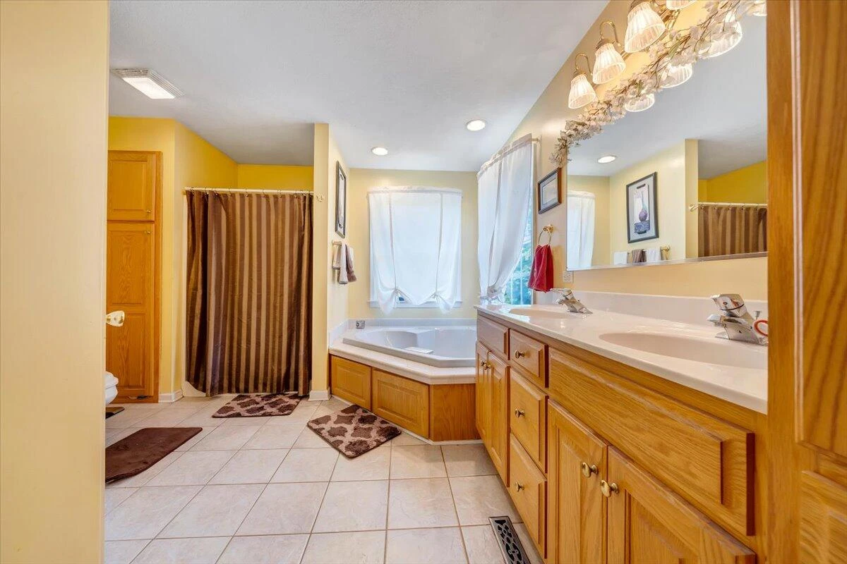 942 Idlewood RD - Photo 19