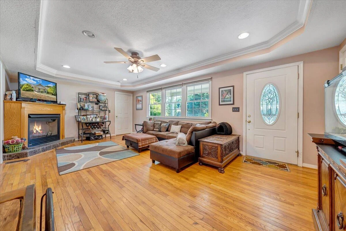 942 Idlewood RD - Photo 5