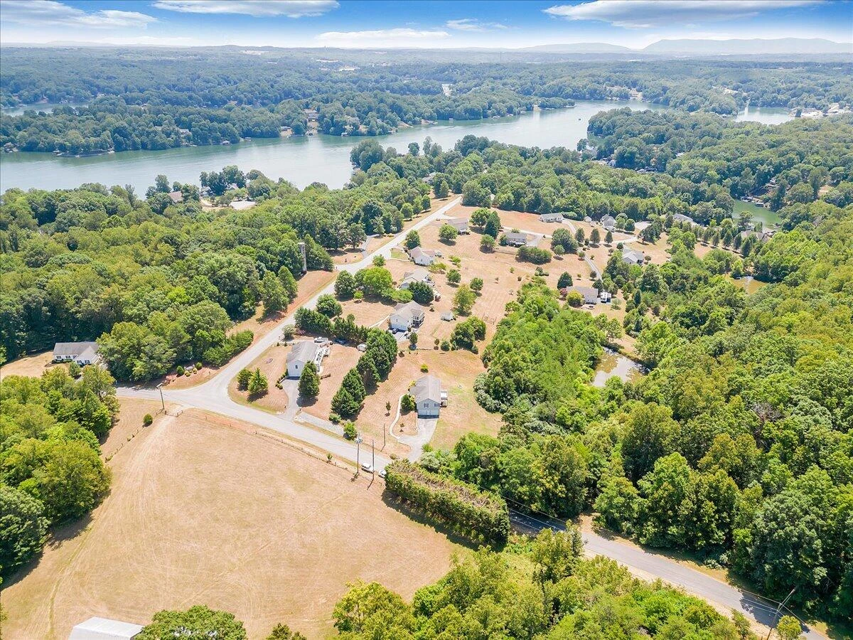 942 Idlewood RD - Photo 60