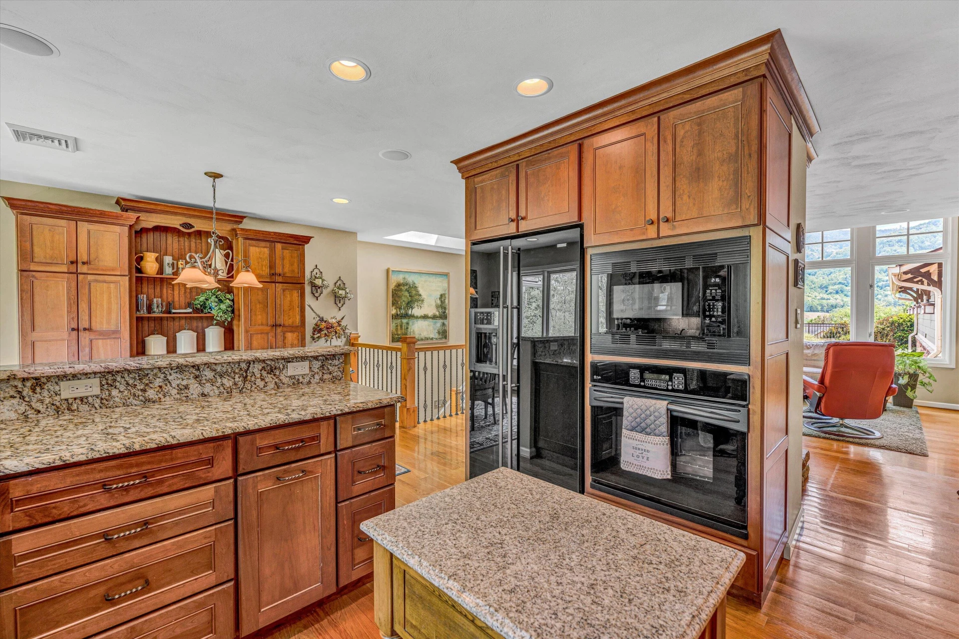 7077 Hollyberry RD - Photo 17