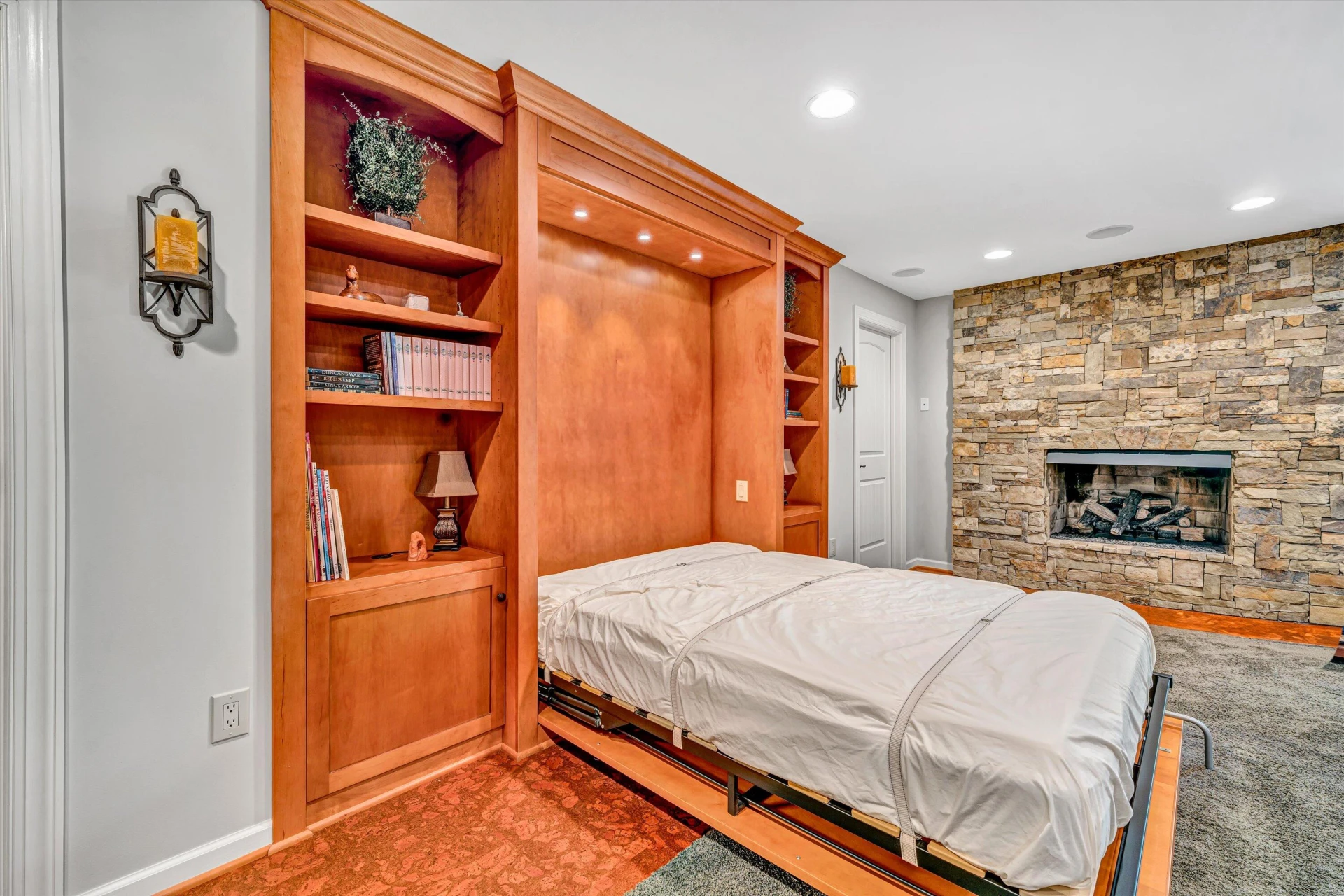 7077 Hollyberry RD - Photo 38