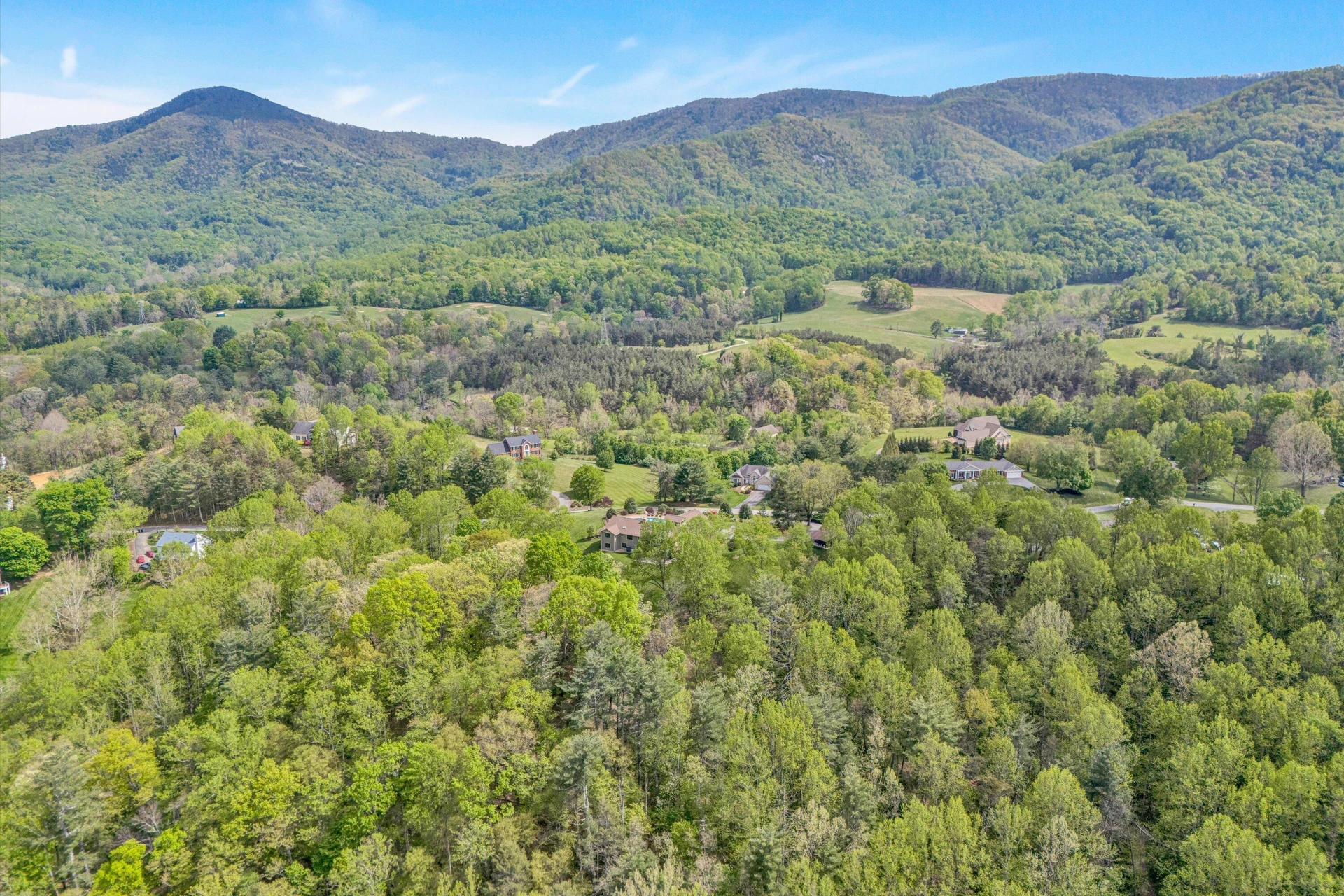 7077 Hollyberry RD - Photo 62