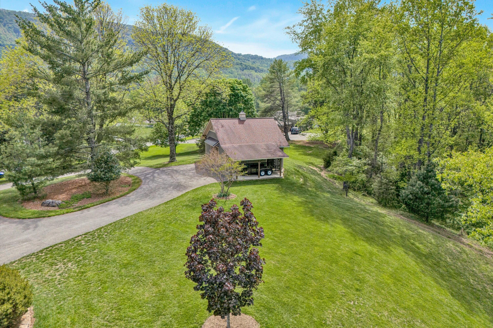 7077 Hollyberry RD - Photo 63