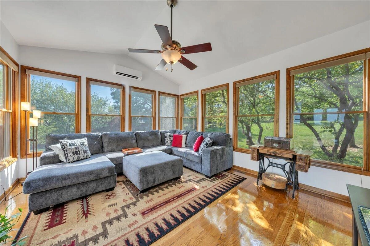 3924 Poplar Grove DR - Photo 11