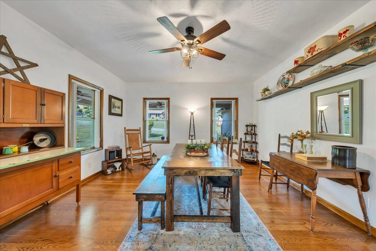3924 Poplar Grove DR - Photo 24