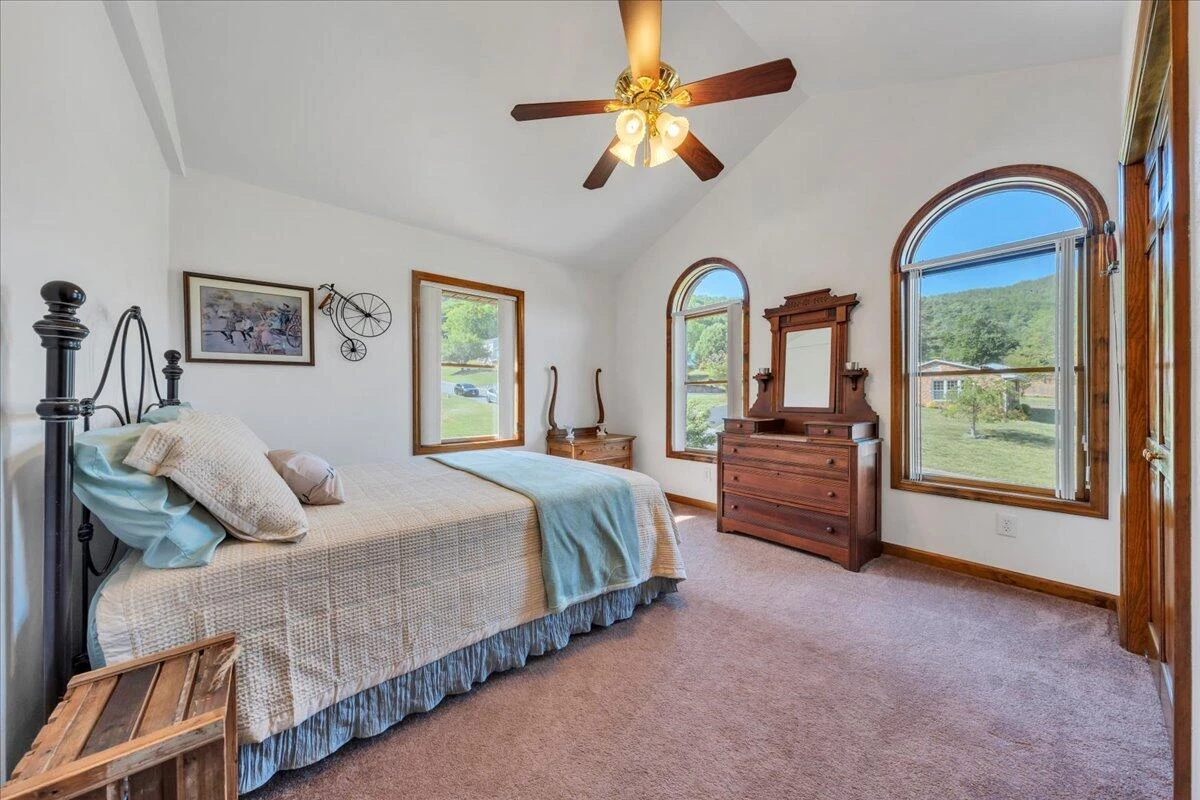 3924 Poplar Grove DR - Photo 30