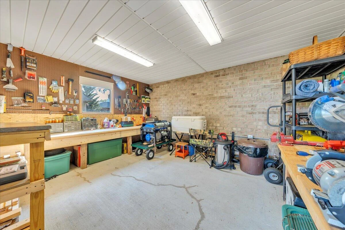 3924 Poplar Grove DR - Photo 46