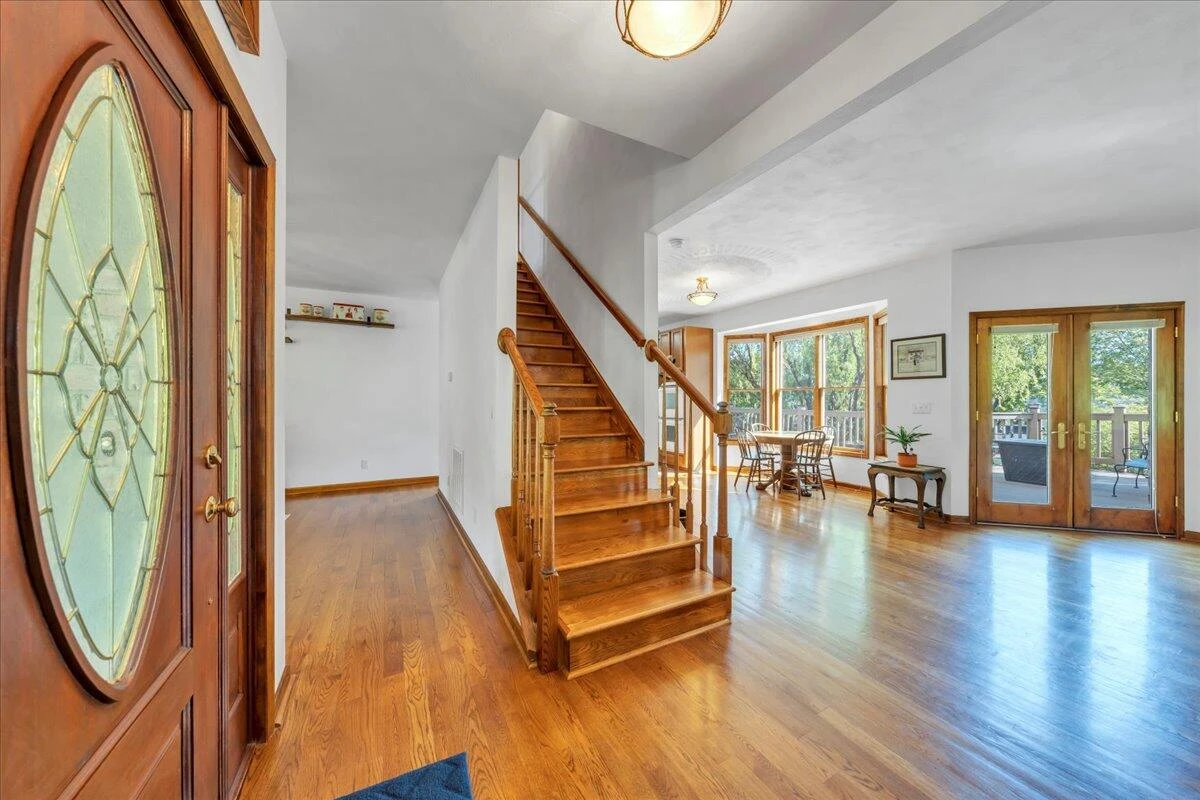 3924 Poplar Grove DR - Photo 5