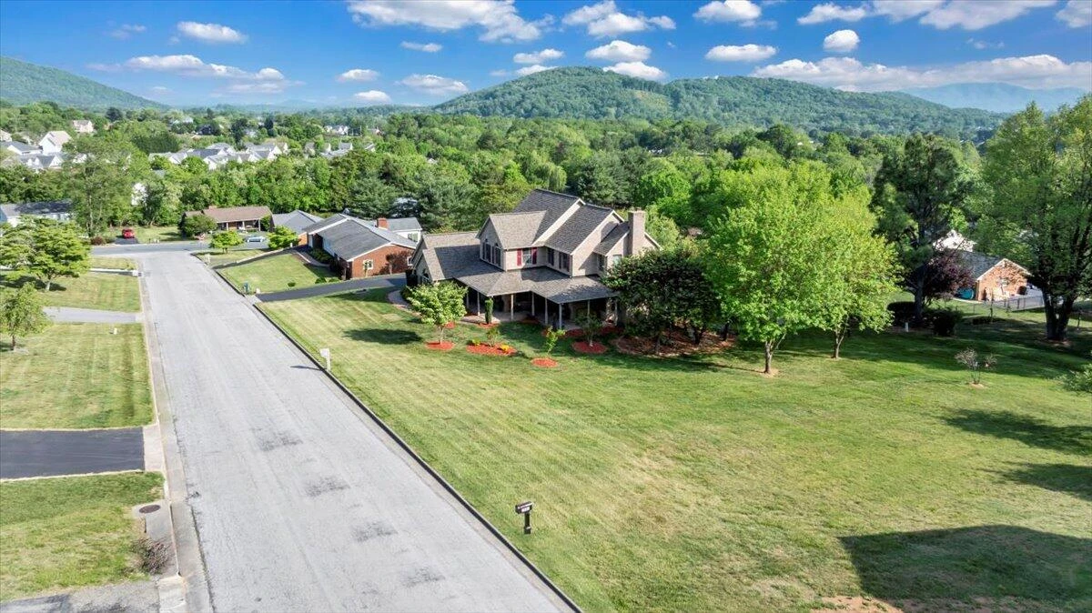 3924 Poplar Grove DR - Photo 67