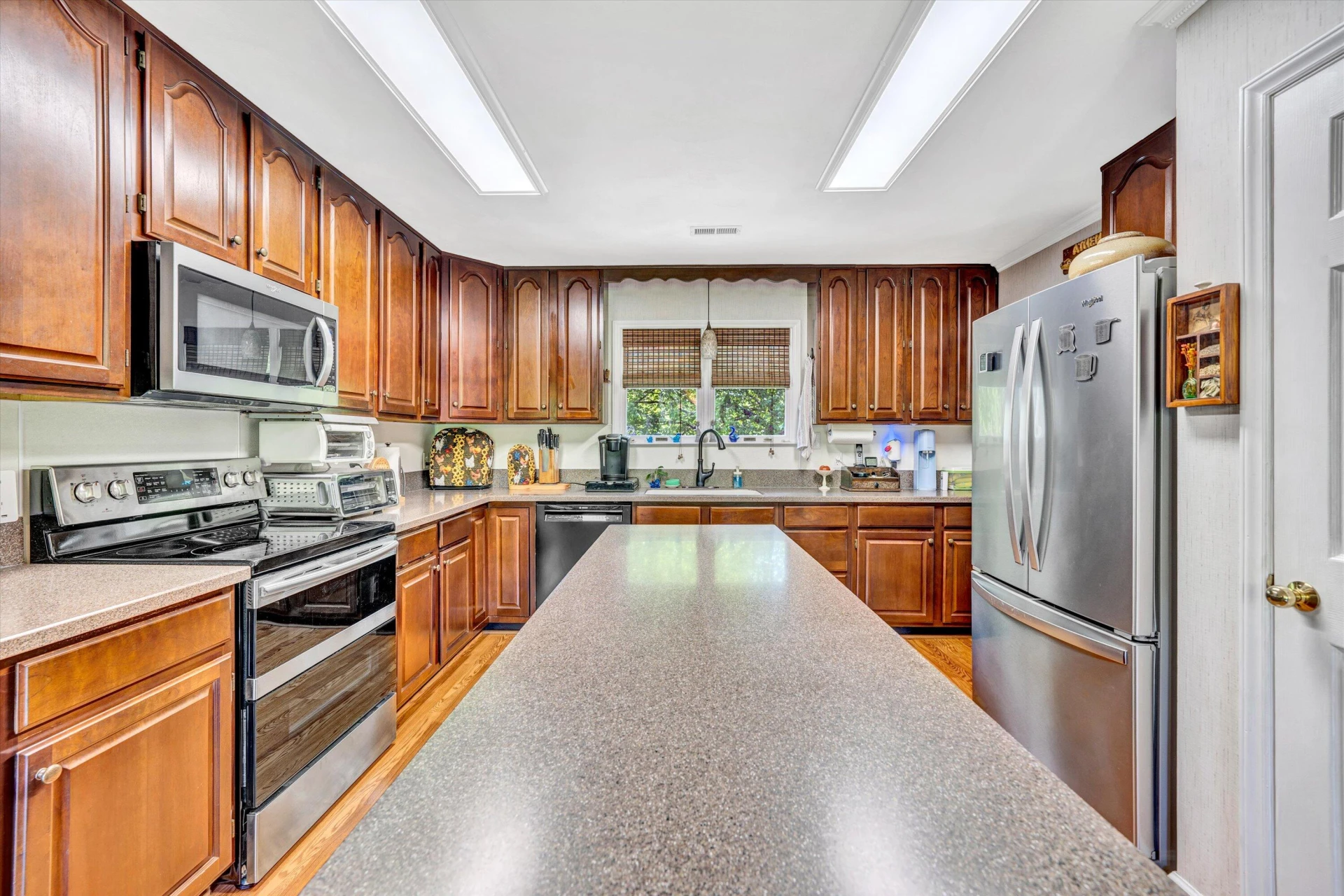 1033 Annie Bell RD - Photo 18