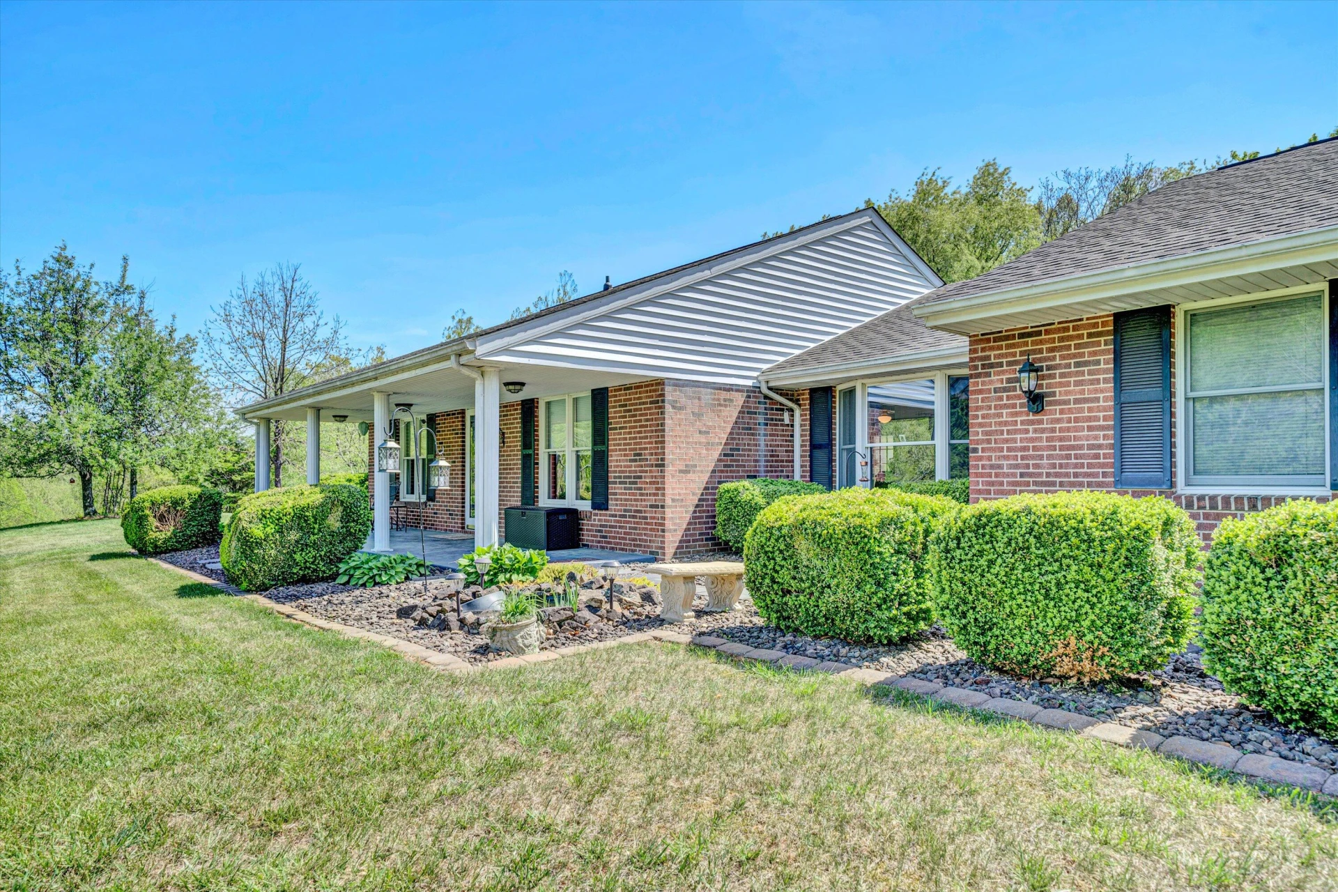 1033 Annie Bell RD - Photo 4