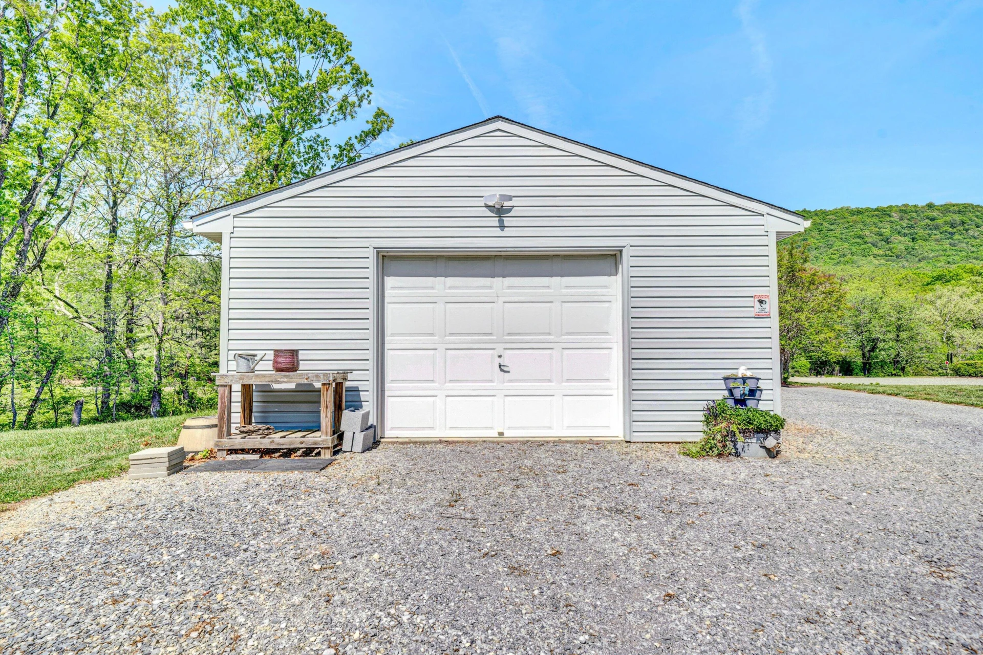 1033 Annie Bell RD - Photo 35