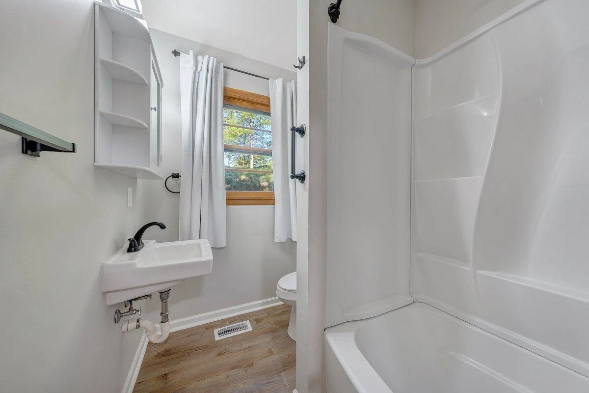 488 Sleepy Hollow DR - Photo 15