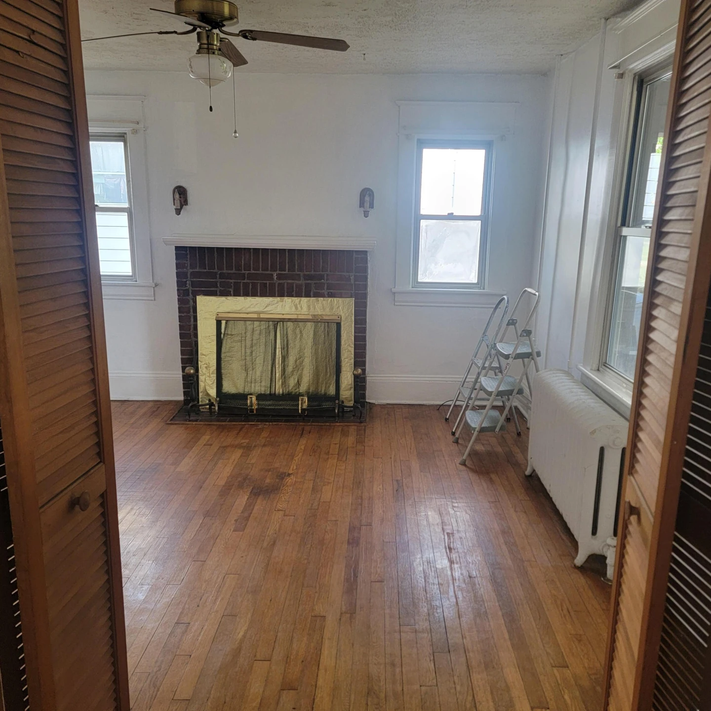 2118 Berkley AVE - Photo 4