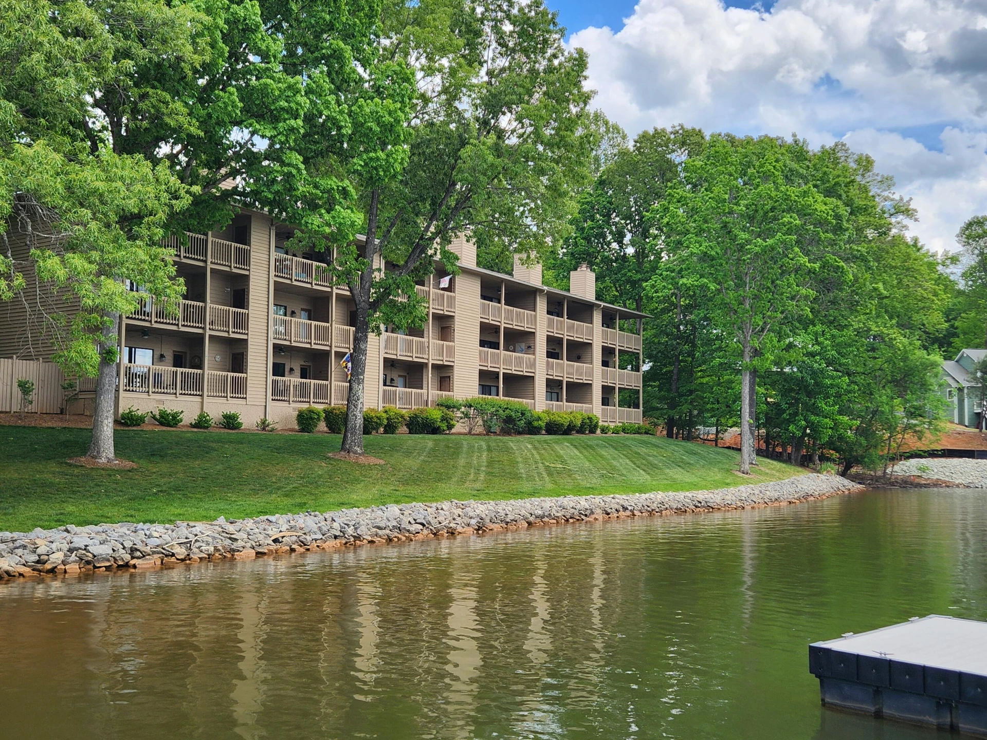 75 Azalea CIR #203