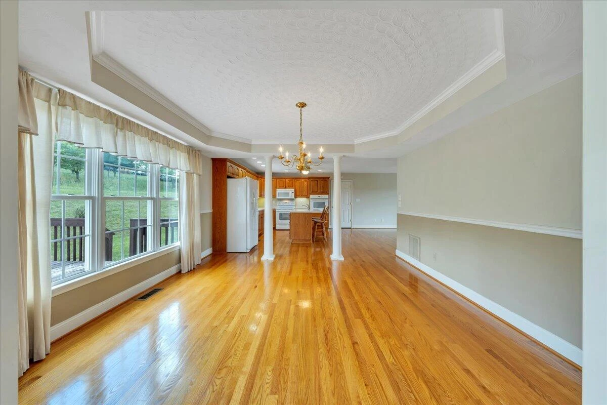 802 Gates LN - Photo 21