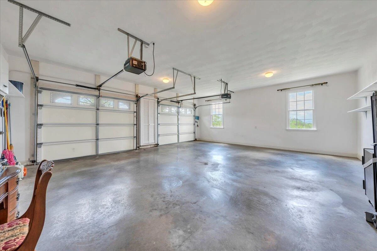 802 Gates LN - Photo 24