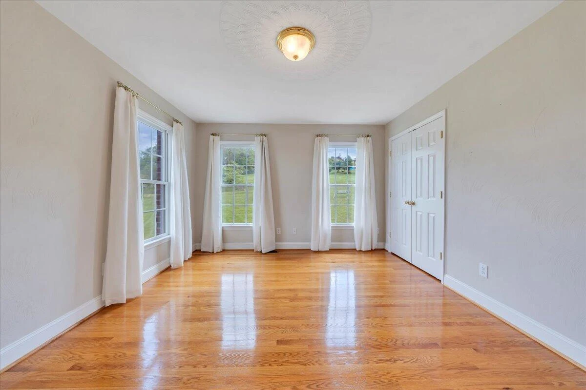 802 Gates LN - Photo 36