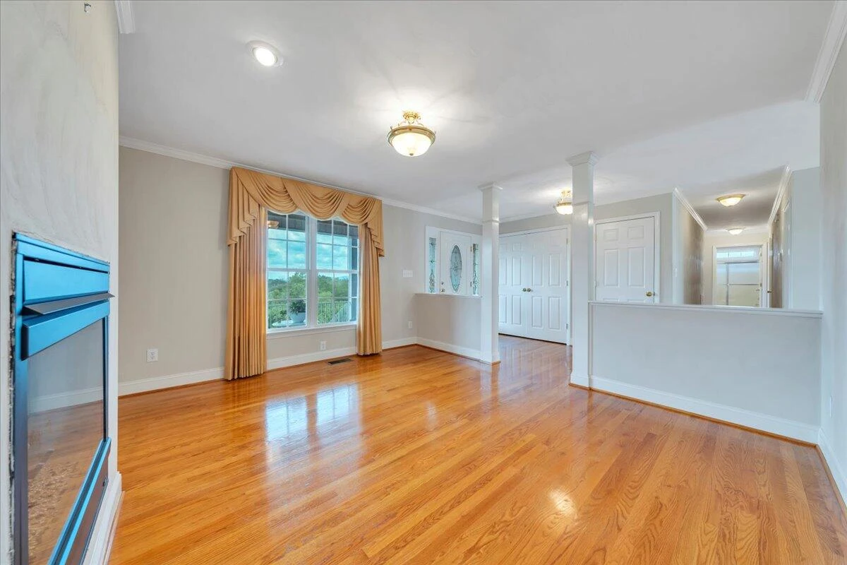 802 Gates LN - Photo 42