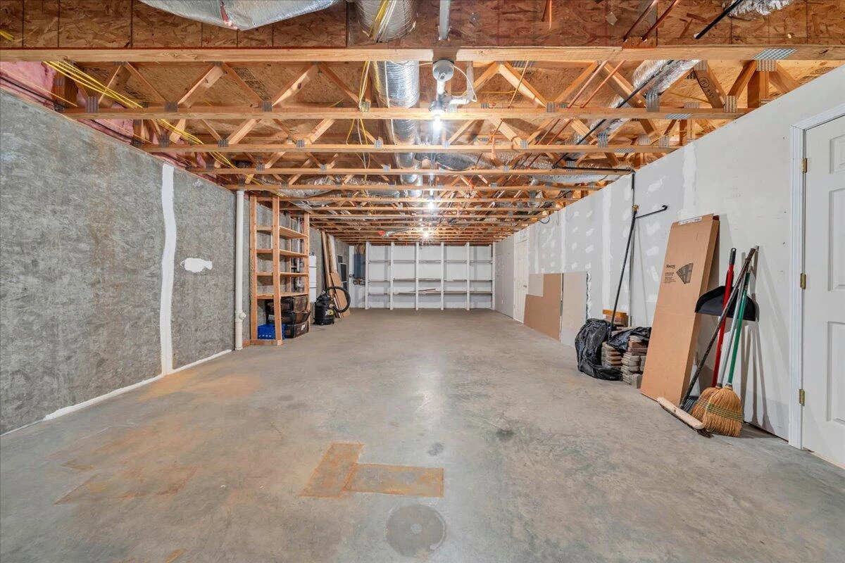 802 Gates LN - Photo 47