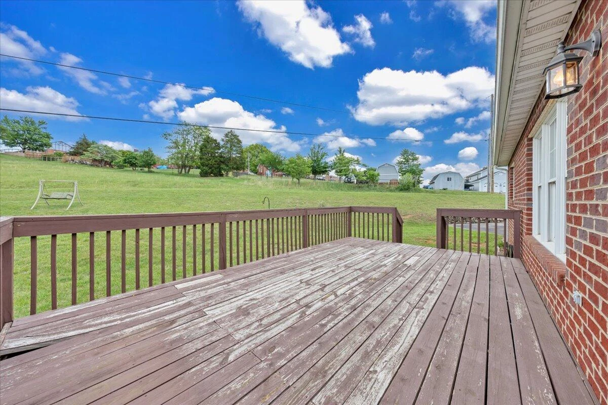 802 Gates LN - Photo 53