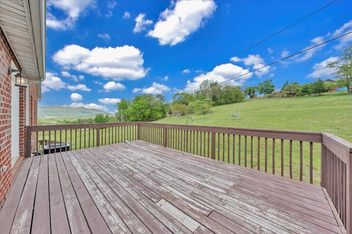 802 Gates LN - Photo 54