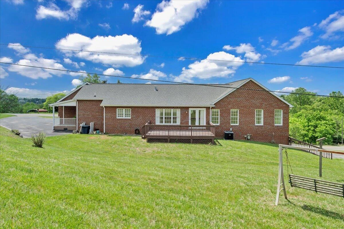 802 Gates LN - Photo 58