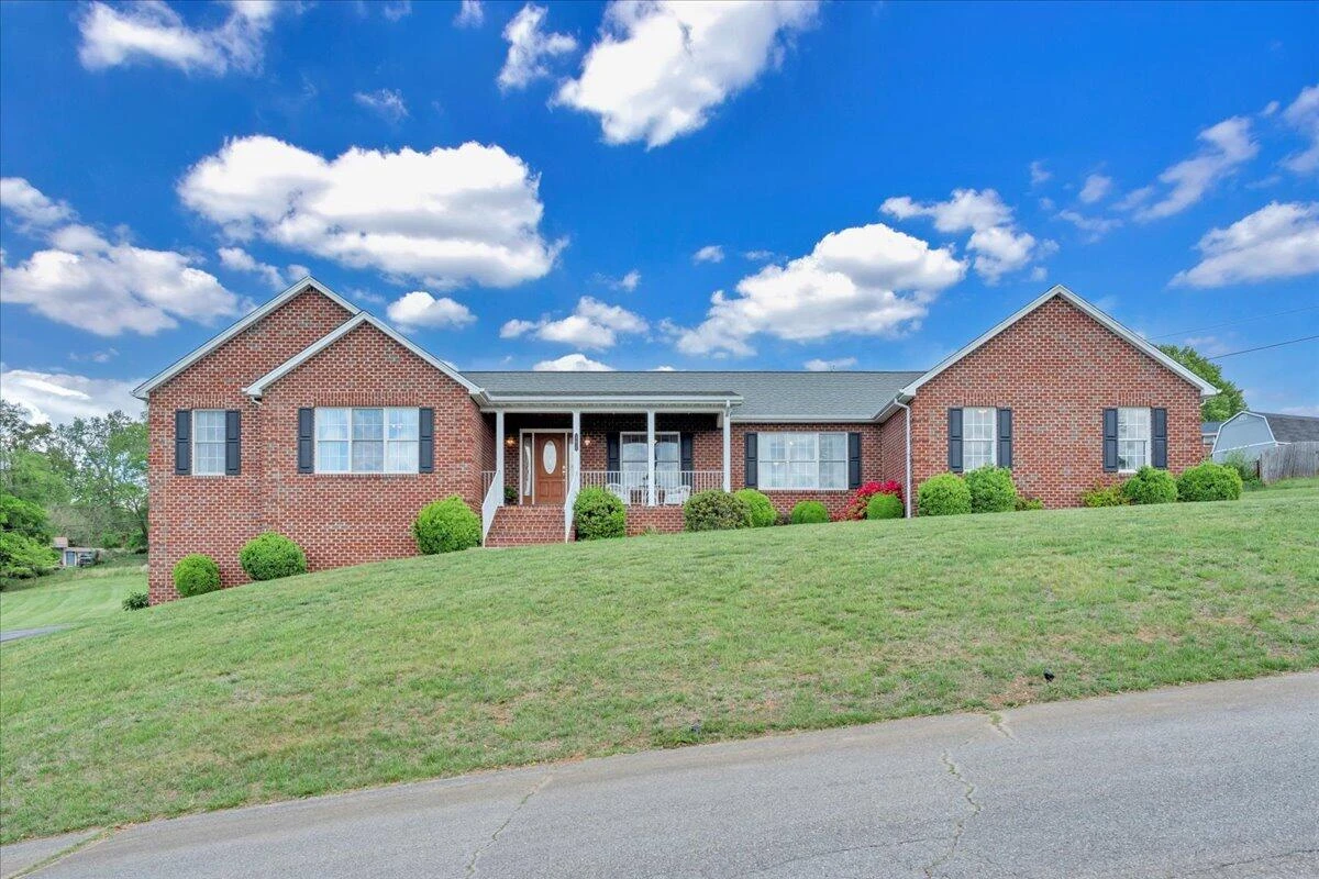 802 Gates LN - Photo 6