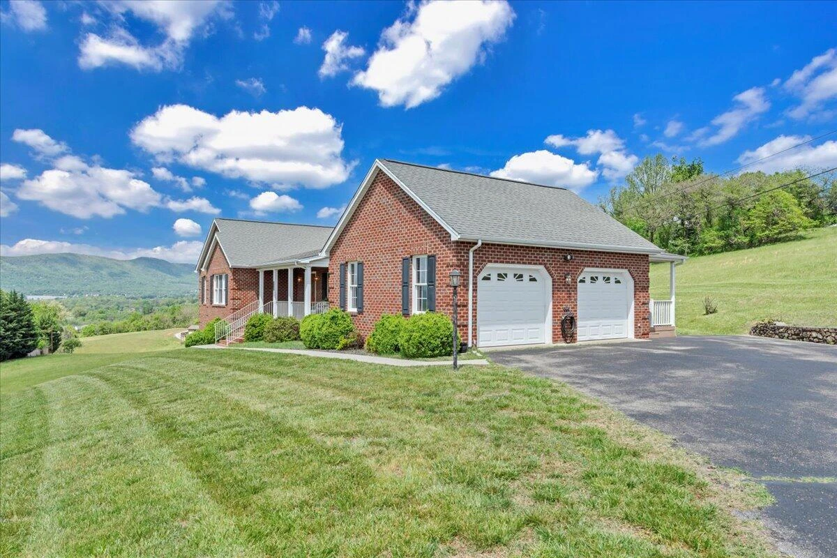802 Gates LN - Photo 62
