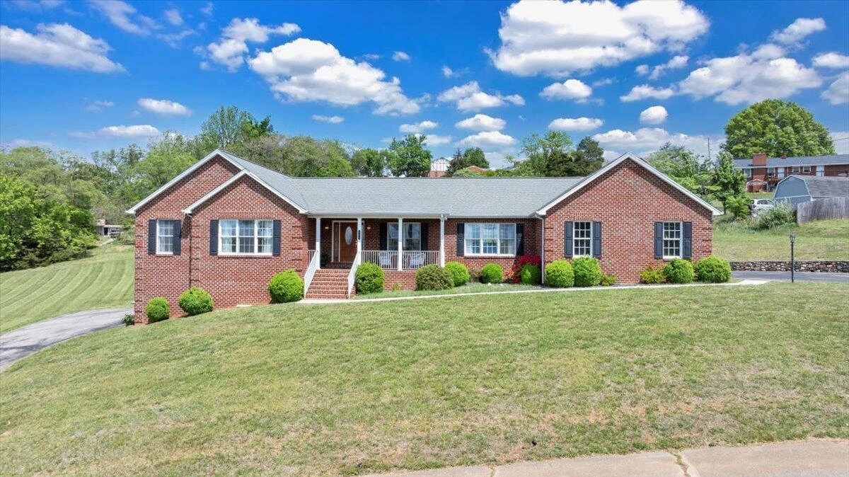 802 Gates LN - Photo 66