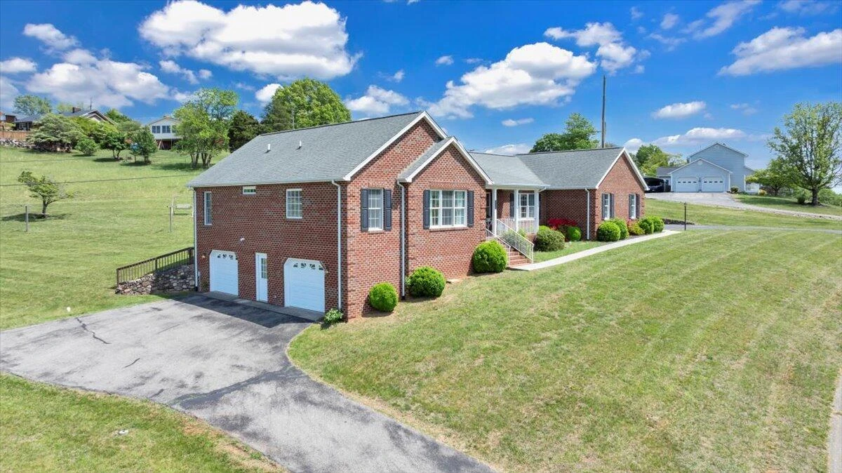802 Gates LN - Photo 78