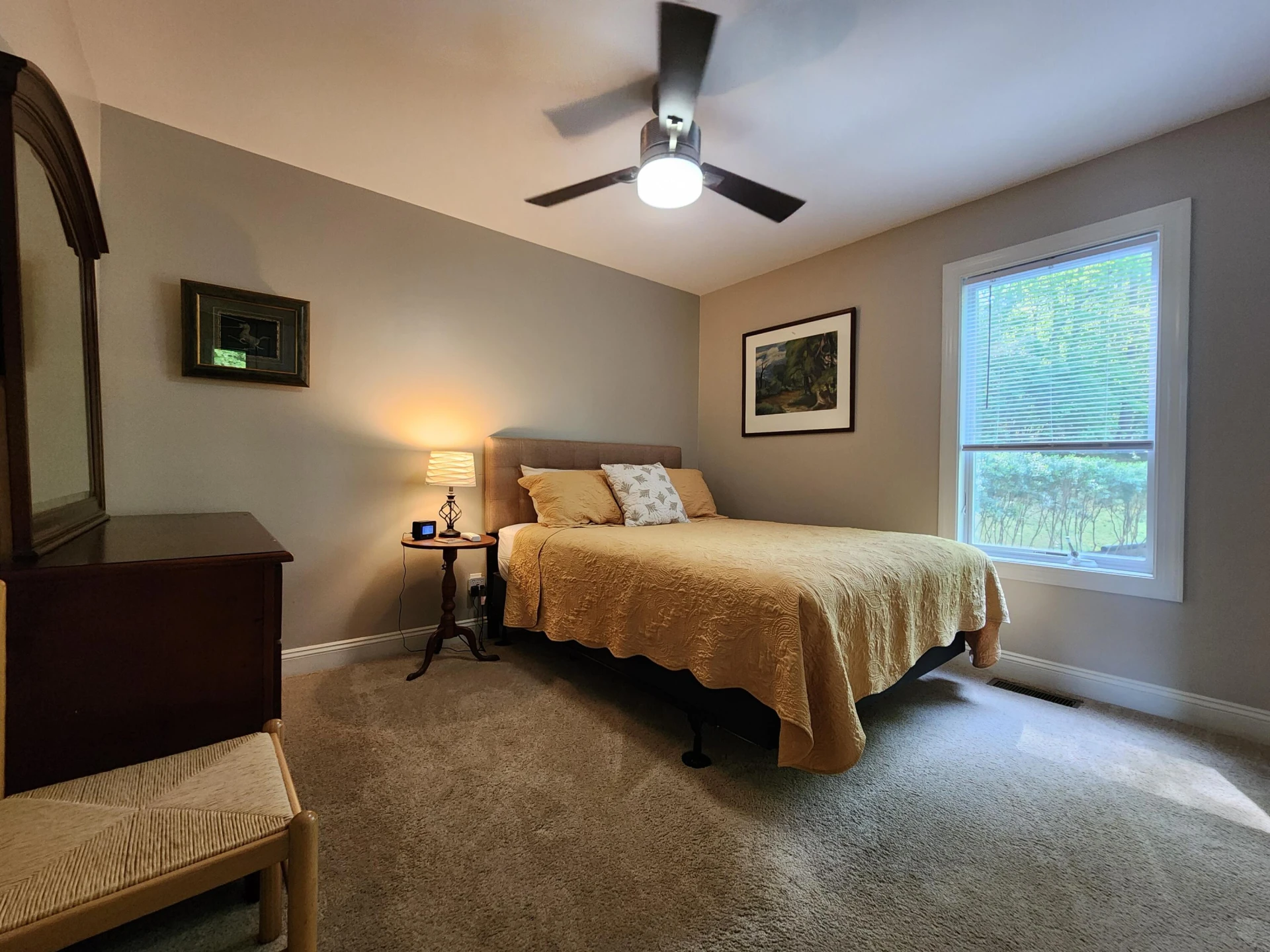 1075 Roxy DR - Photo 10
