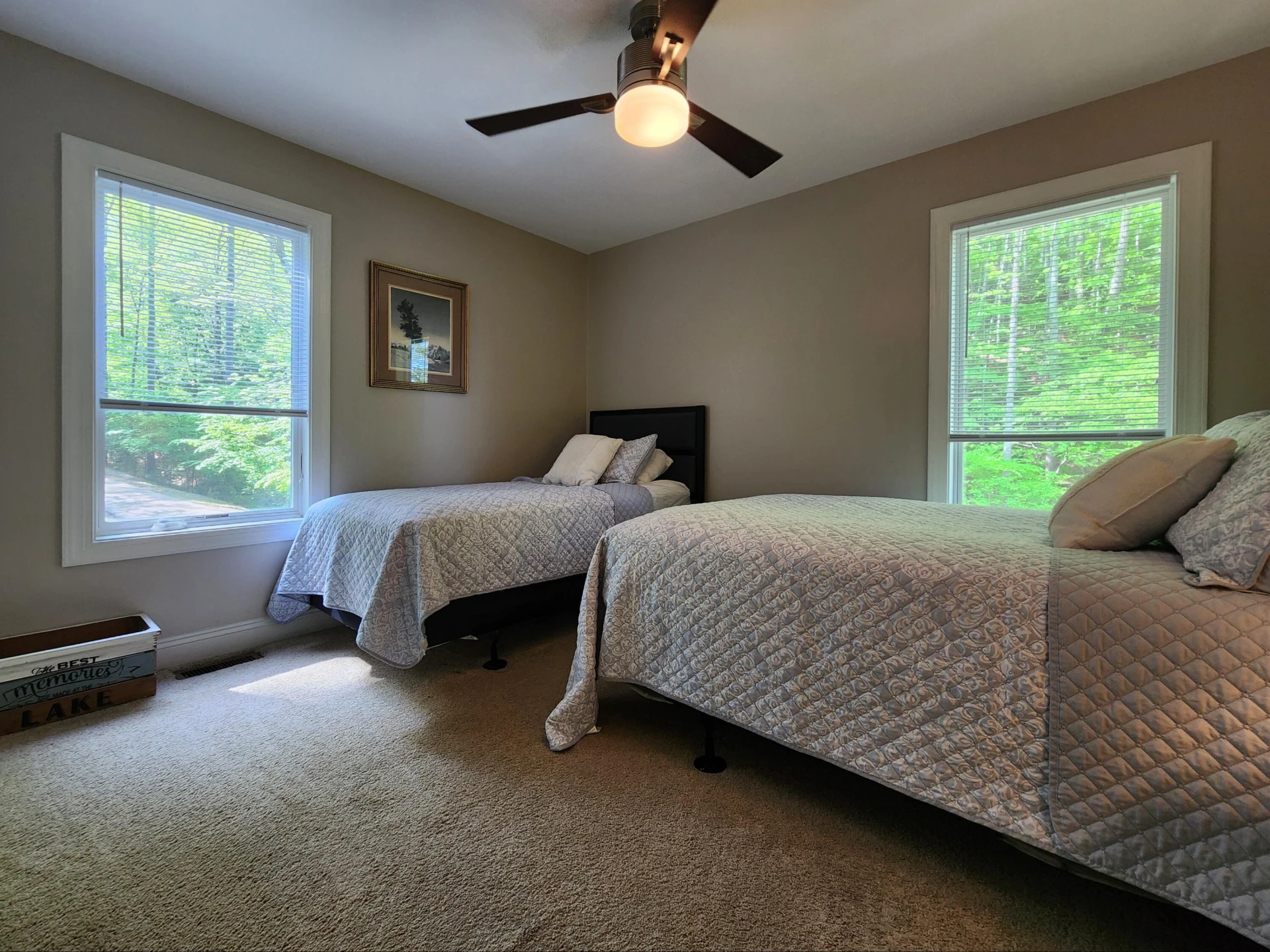 1075 Roxy DR - Photo 11
