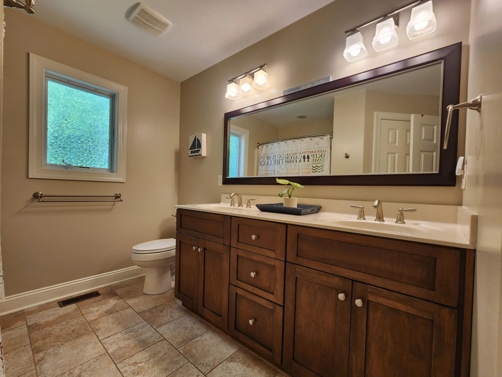 1075 Roxy DR - Photo 12