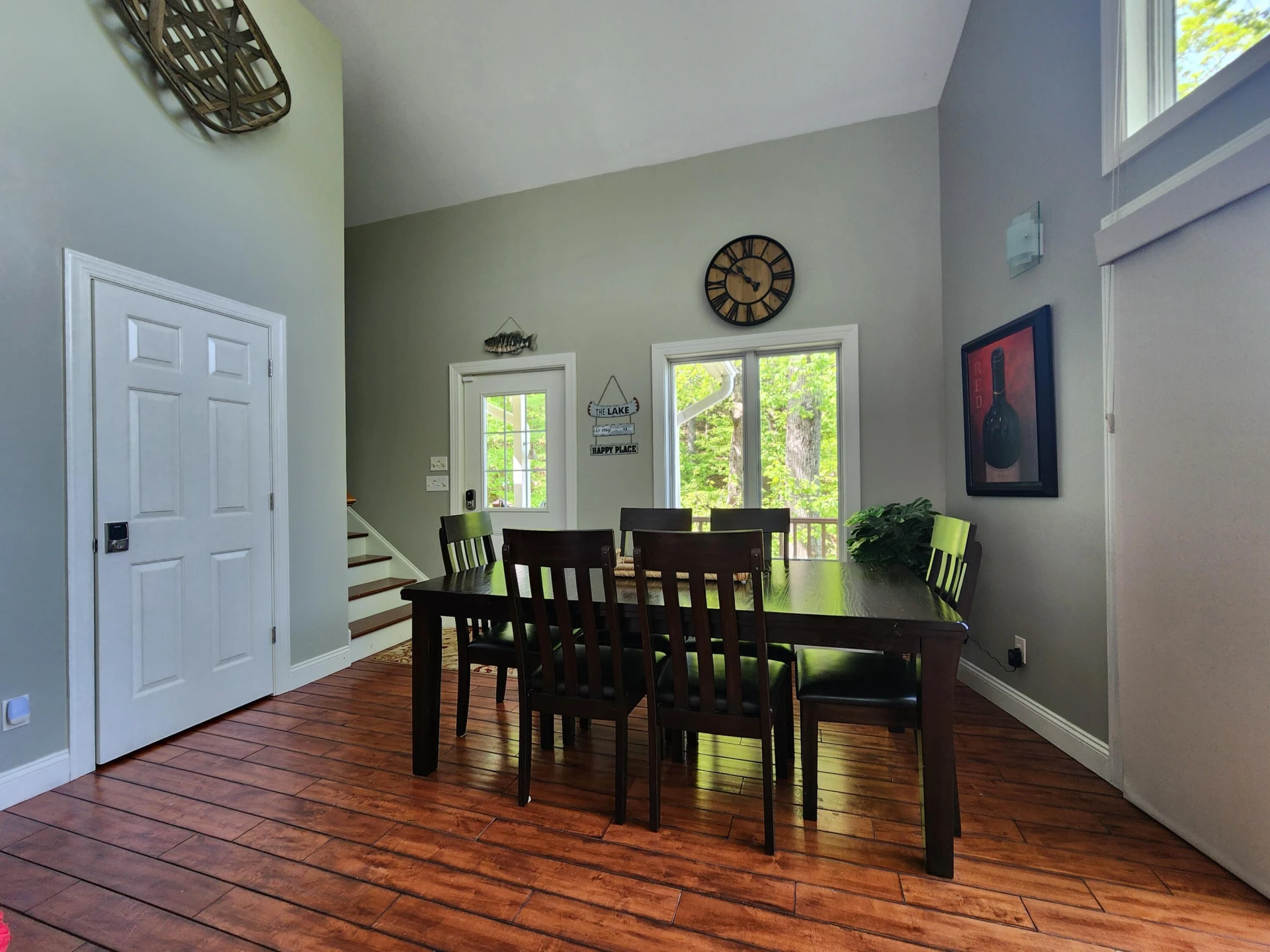 1075 Roxy DR - Photo 14
