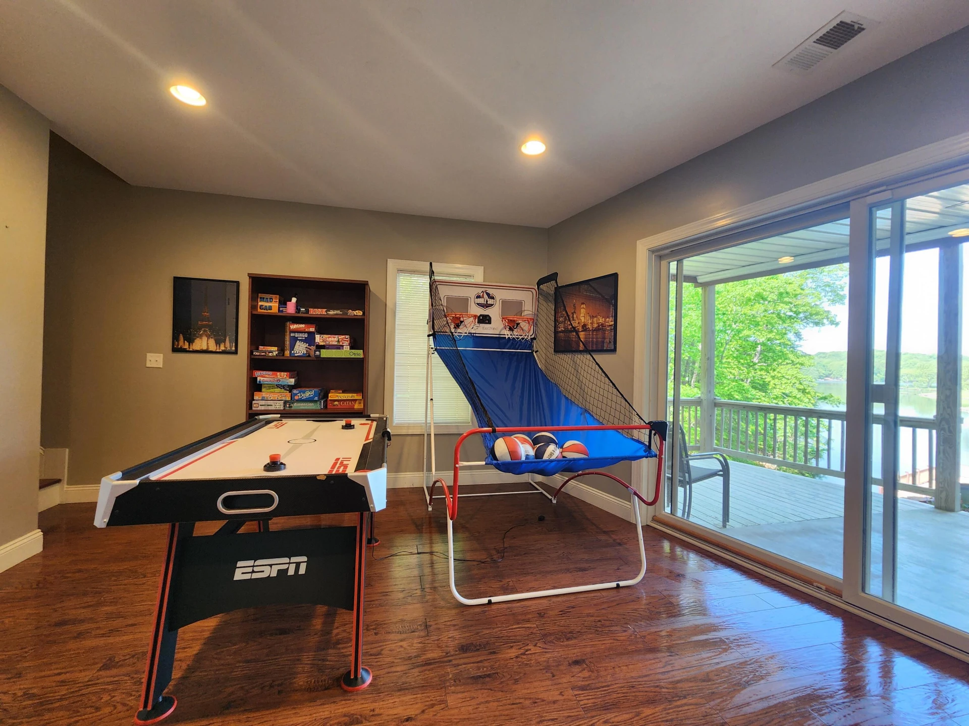 1075 Roxy DR - Photo 21