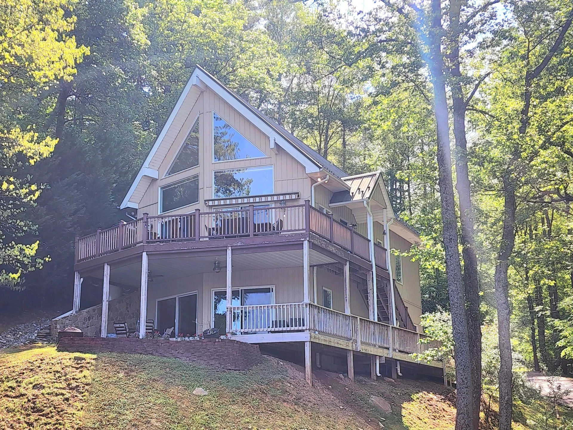 1075 Roxy DR - Photo 35